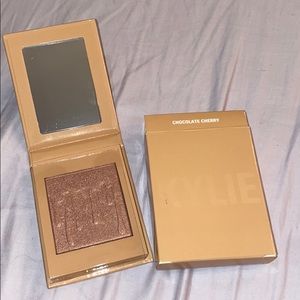 Kylie Cosmetics chocolate cherry kylighter